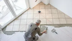 Van ondervloer tot voeg: zo voorkom je losliggende tegels en scheuren